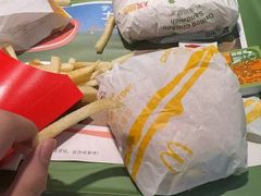 -麦当劳(凯德MALL太阳宫店)
