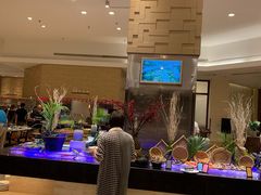 -亚龙湾希尔顿自助餐厅·海鲜·烧烤·沙滩BBQ·现场乐队