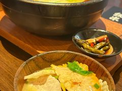 -银米·云南传统过桥米线(双廊黑金冠店)