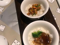 -穹六人间 people 6(岳阳路店)