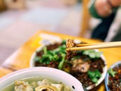 热拌鱿鱼虾-人和水上飘(第一家店)