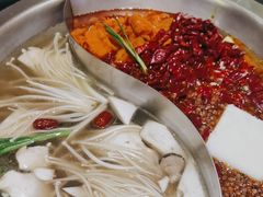 -沸炉重庆老火锅(军事博物馆店)