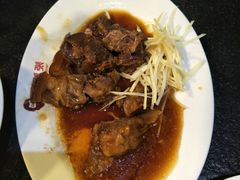 蹄髈-胡须张鲁肉饭(美食文化馆店)