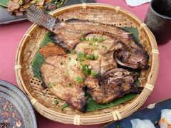 香茅草烤鱼-松茸小馆·云南特色餐厅