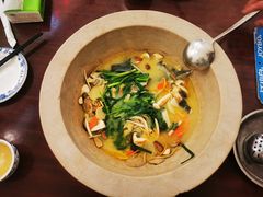 -姚记抚仙湖石锅鱼庄