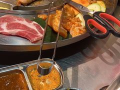 -哈哈碳都·牛肋条无限自助烤肉(台江万达店)