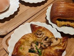 -VERIE BAKEHOUSE