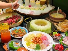 -得意咚瓜·顺德鱼生·冬瓜火锅(深圳首店)