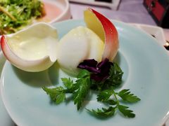 蟠桃杏仁豆腐-味+新京宴·烤鸭·北京菜(创意谷店)