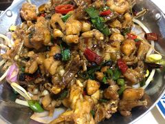 干锅牛蛙-南京点赞小馆