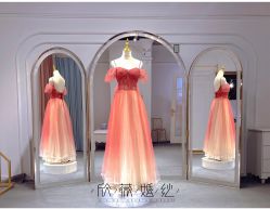 -欣薇婚纱(新源乐汇城店)