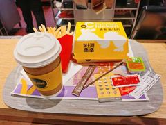 -麦当劳(中山公园龙之梦店)