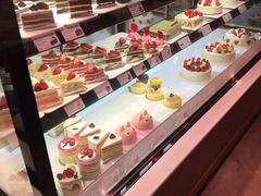 -巴黎贝甜(五月花广场店)