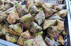 Fine Red Bean Sticky Rice Dumpling