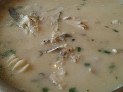 -雪野鱼头大王邢府公老店(雪野湖店)