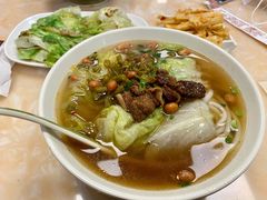 -卓雅桂林米粉
