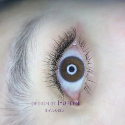 -潮店·虞妃妮轻奢美甲美睫馆