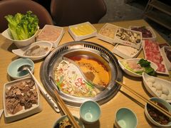 -季季红火锅(柳州城中万达二店)