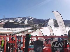 -富龙滑雪场