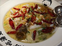 -江渔儿酸菜鱼(映月湖环宇城店)
