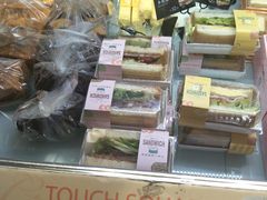 -TOUCH泰奇(奉贤宝龙城市广场店)