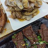 在光谷逛逛街，来到德意风情街，找到这家神马海鲜烧烤