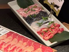-三出山火锅(万象天地店)