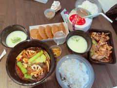 -盒马鲜生(莱蒙都会店)