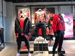 -adidas(印象城购物中心店)