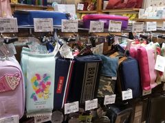 -百新书局(尚悦湾店)