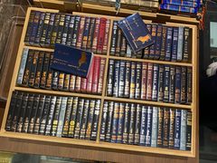 -钟书阁(松江泰晤士小镇店)