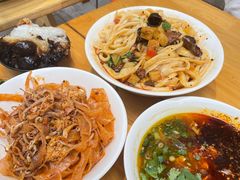 -王菊美食街·王菊面馆(总店)