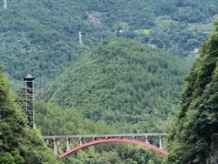 -蝶舞清江·恩施地心谷景区