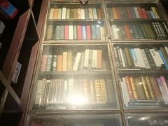 -钟书阁(松江泰晤士小镇店)