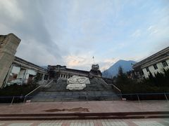 -四川汶川特大地震漩口中学遗址