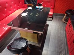 -唯爱KTV聚会餐厅(仙林东城汇店)