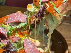 -Dragon Pizza•圆脸龙披萨·牛排餐厅