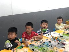 -童程童美·信息学竞赛·乐高机器人编程(萝岗校区)