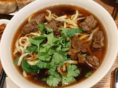 -清真吴记门钉肉饼·喜多利