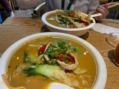 -牛八宝桂林米粉(八里庄店)