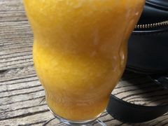 鲜榨芒果橙汁-漫咖啡(奥体店)