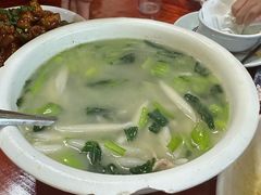 -芦茨金富饭庄·25年老字号·专做稻草鸡