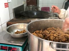 -谢记素红大肠店(新民路店)