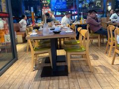 -华府九号海鲜烧烤大排档(龙域店)