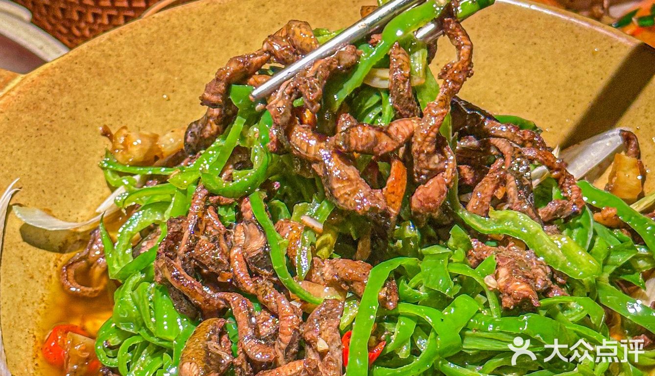四层别墅改造的湖北菜太绝了吧