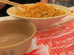 -肥肥虾庄·金牌油焖大虾(汉口城市广场店)