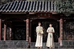 -雪中彩影婚纱摄影·微光艺术中心