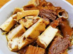 -松树干拌面店