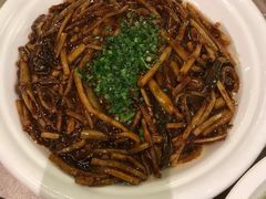 -乾隆美食·本帮菜(黄河路店)
