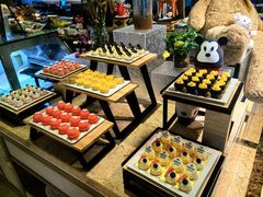 -大中华希尔顿酒店-念自助餐·嗨啤·小龙虾